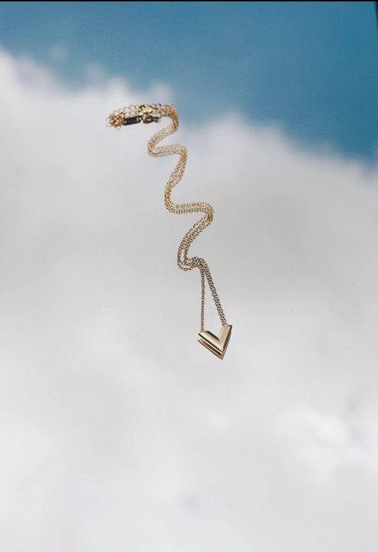 Mizou V series Necklace